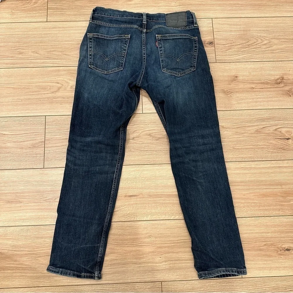 Men’s Levi’s Dark Wash Denim